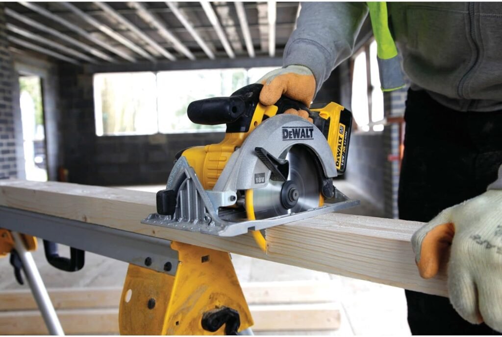 DEWALT 20V MAX Portable Band Saw Kit, Cordless (DCS371P1)